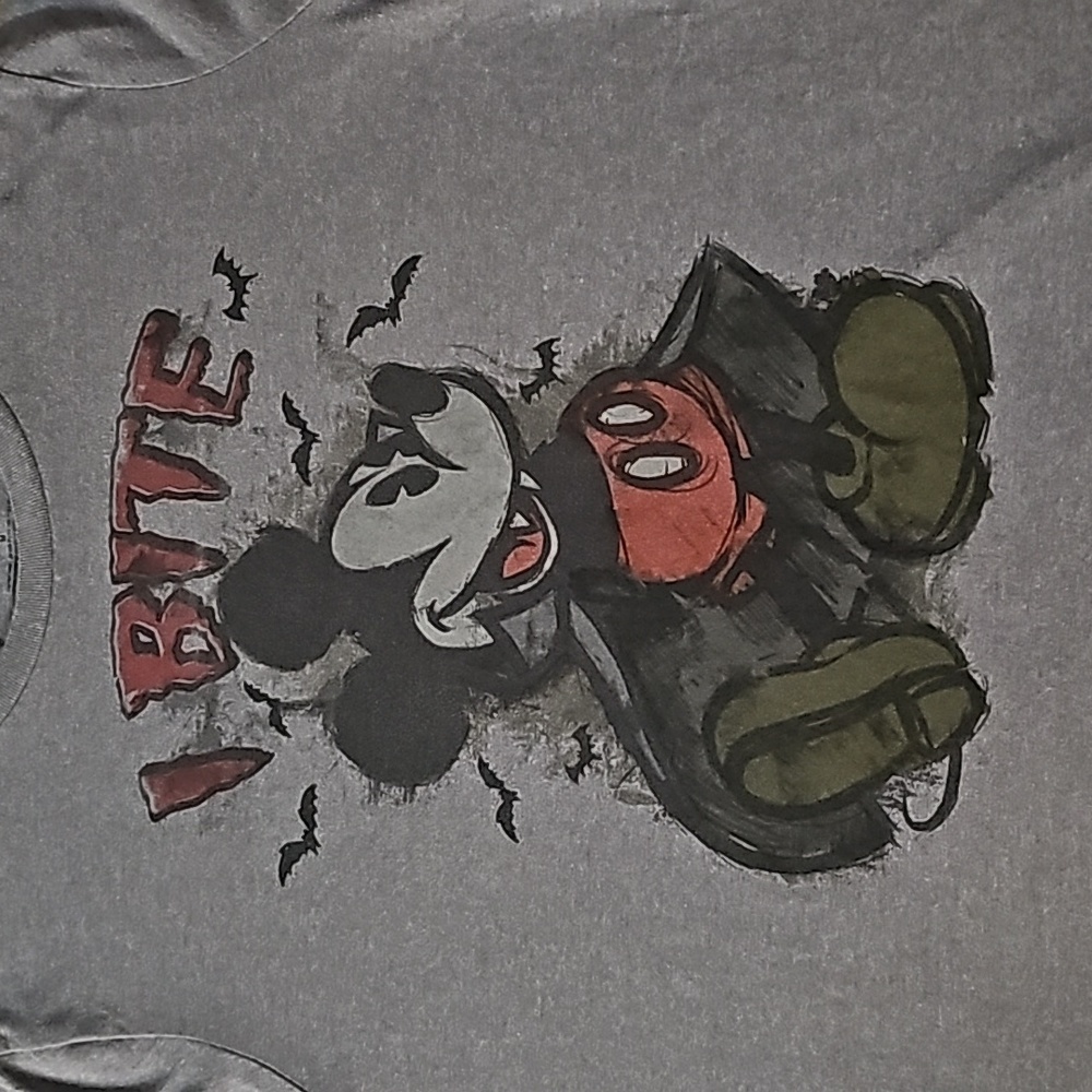 DISNEY MICKEY MOUSE I BITE HALLOWEEN VAMPIRE